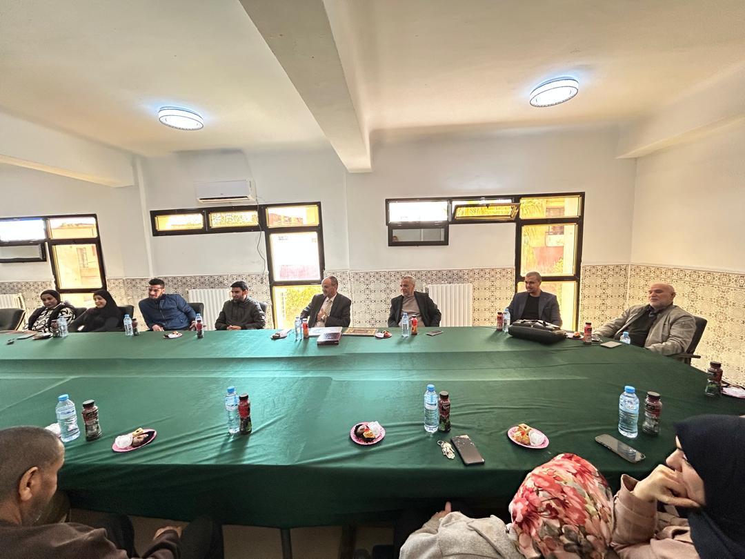 مقتطف من فعاليات تكريم أساتذة الكلية الذين ترقوا في التأهيل والأستاذية